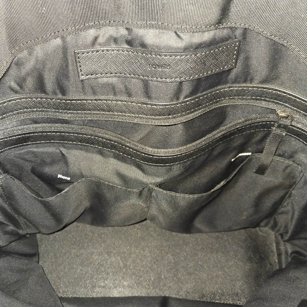 Lululemon All Day Tote (Mini)Black - Picture 9 of 16